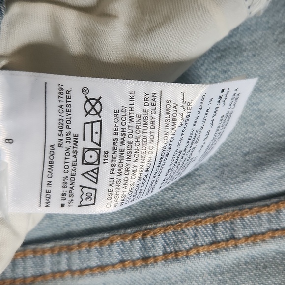 Old Navy High Rise Wow Flare size 8 Jeans - Picture 7 of 17